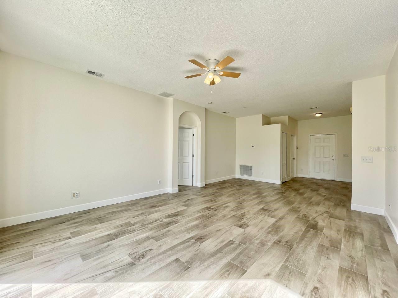 CROSS CREEK PRCL K PH 2C - Residential Lease
