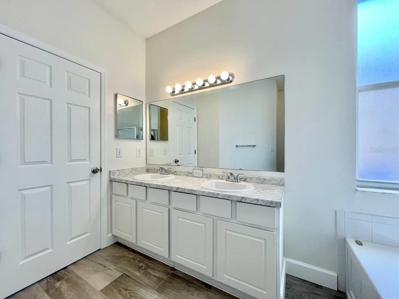 CROSS CREEK PRCL K PH 2C - Residential Lease