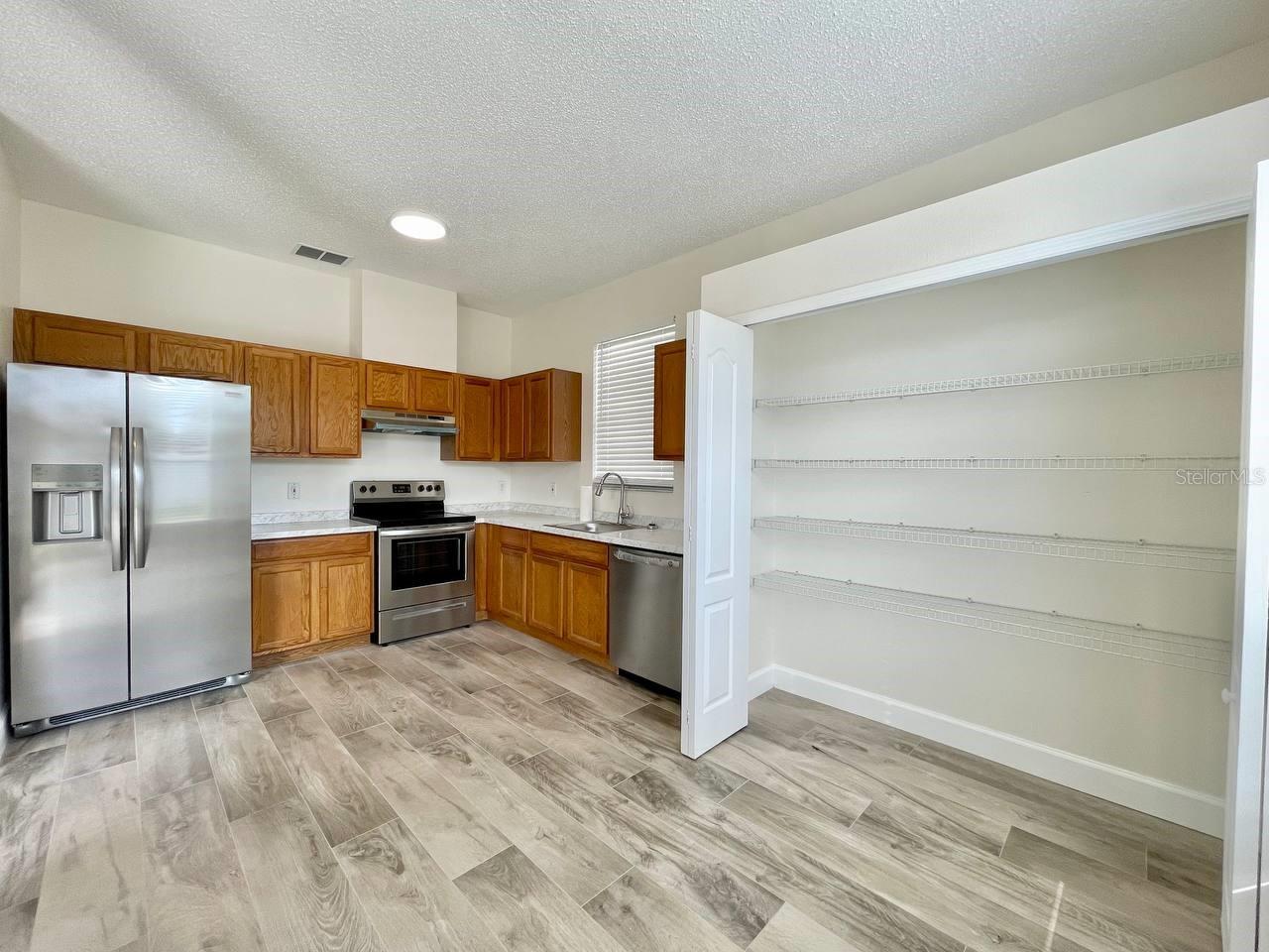 CROSS CREEK PRCL K PH 2C - Residential Lease
