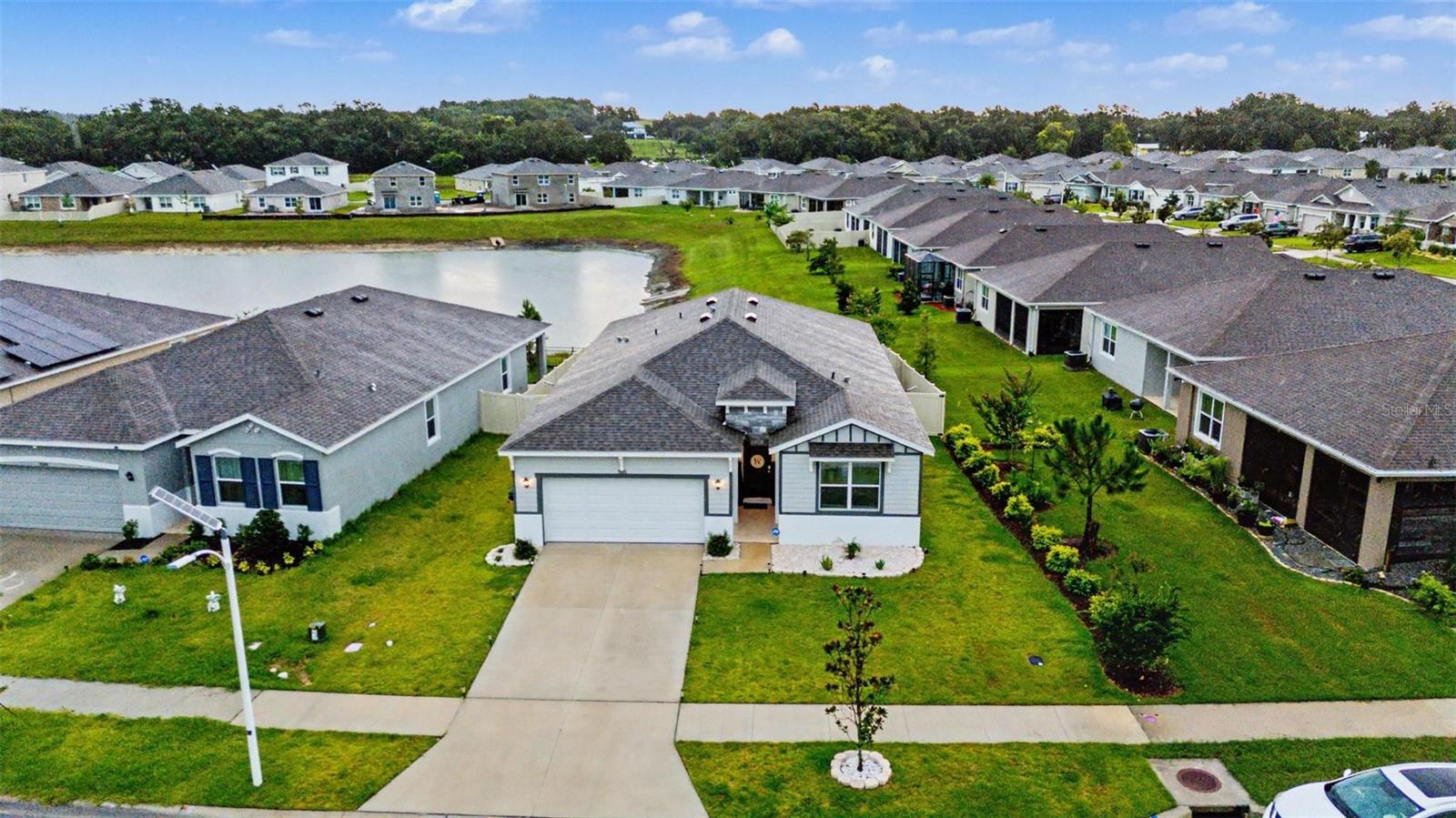 ABBOTT PARK - Residential