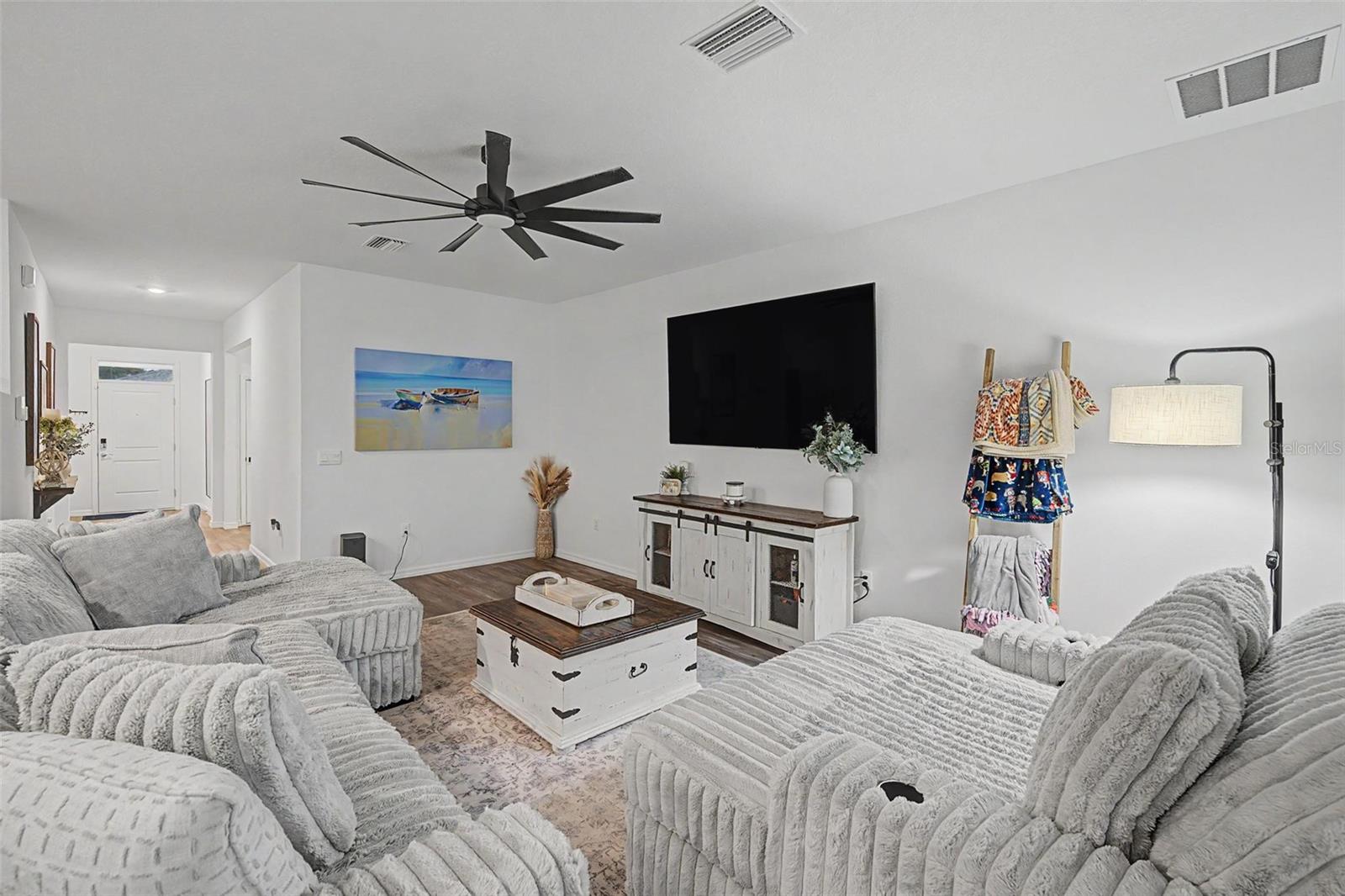 ABBOTT PARK - Residential
