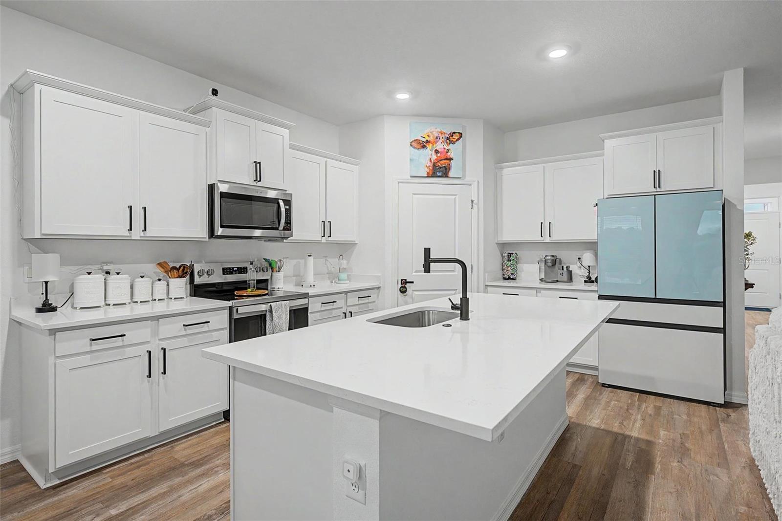 ABBOTT PARK - Residential