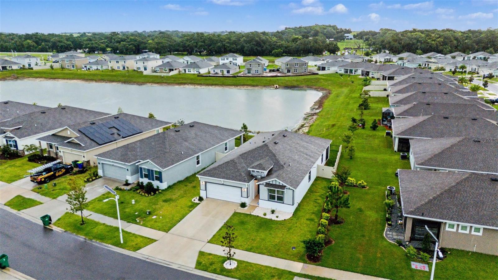 ABBOTT PARK - Residential