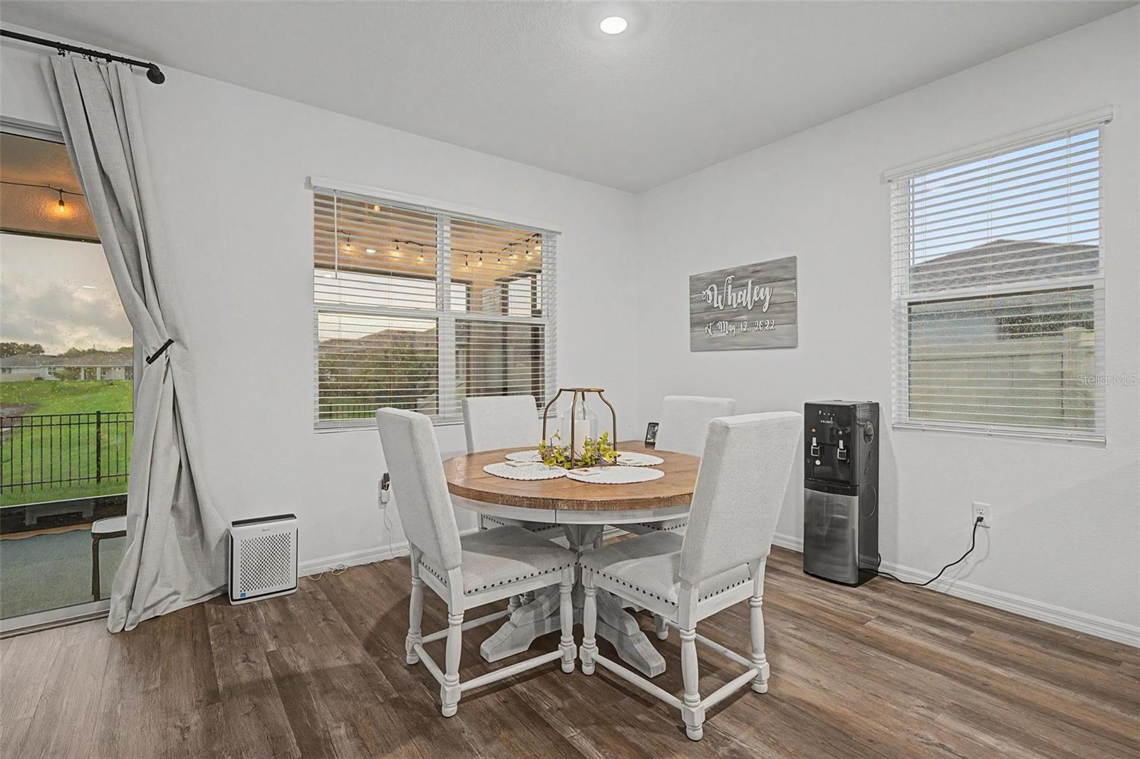 ABBOTT PARK - Residential