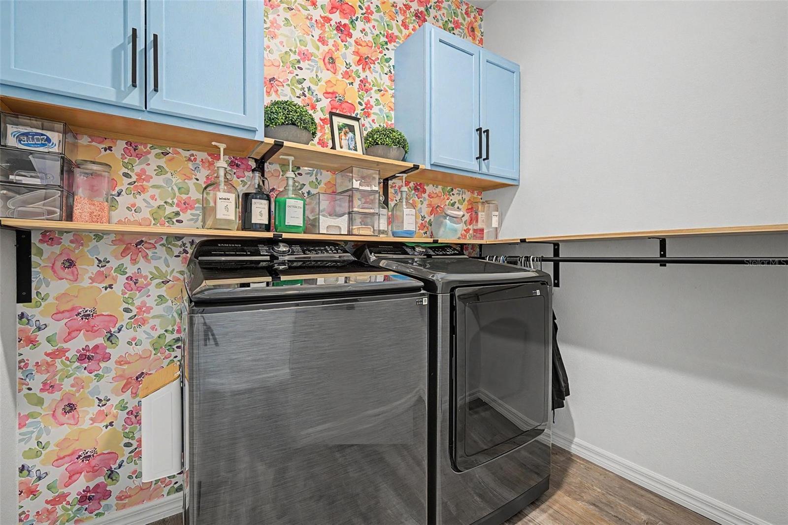 ABBOTT PARK - Residential