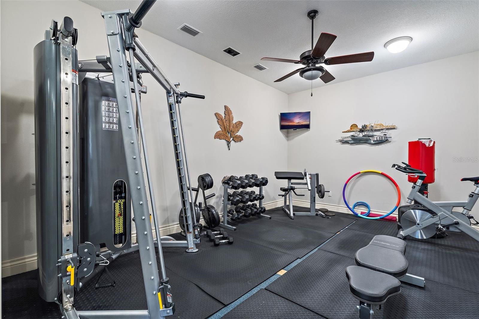 TIERRA VERDE UNIT 1 4TH REP - Residential