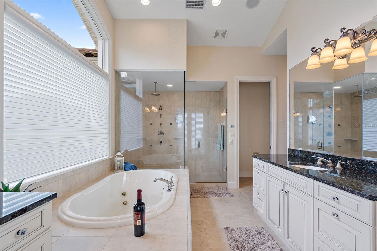 TIERRA VERDE UNIT 1 4TH REP - Residential