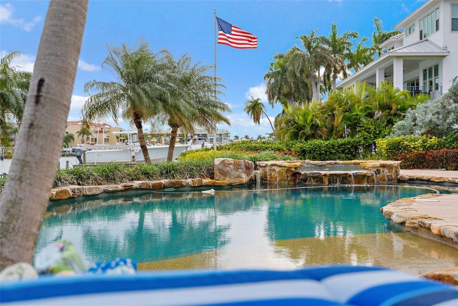 TIERRA VERDE UNIT 1 4TH REP - Residential