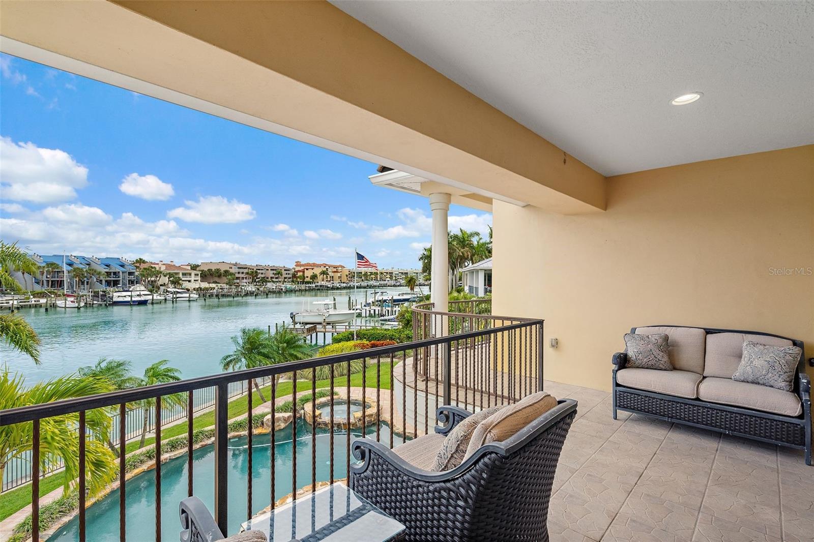 TIERRA VERDE UNIT 1 4TH REP - Residential