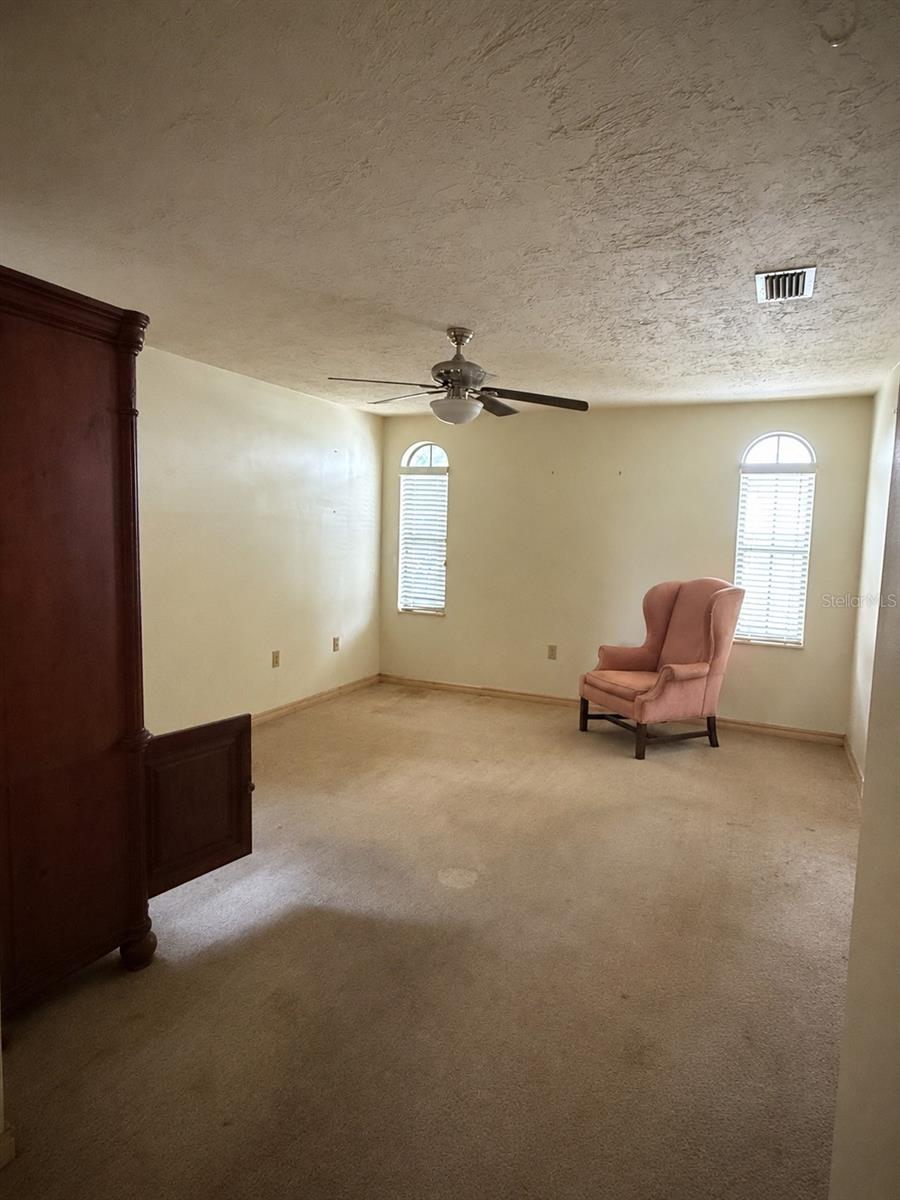 LAUREL PINES - Residential