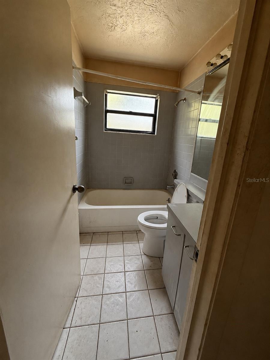 LAUREL PINES - Residential
