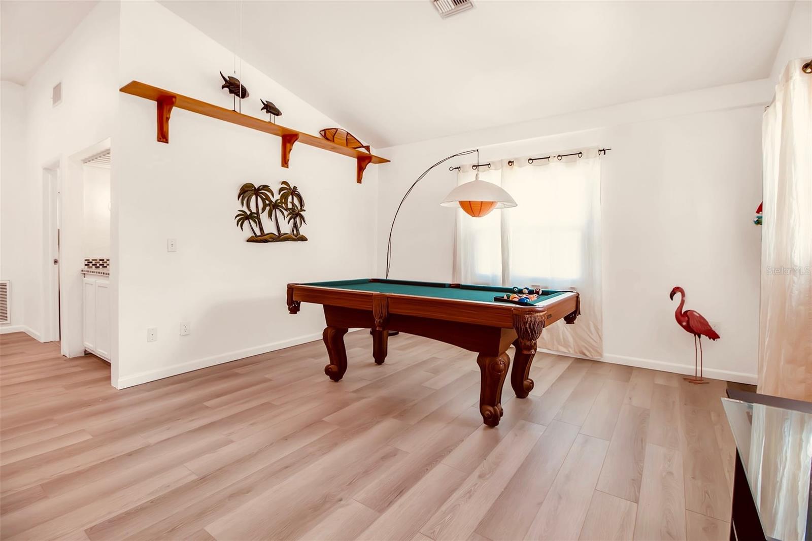 HOLMES BEACH 34TH UNIT - Residential