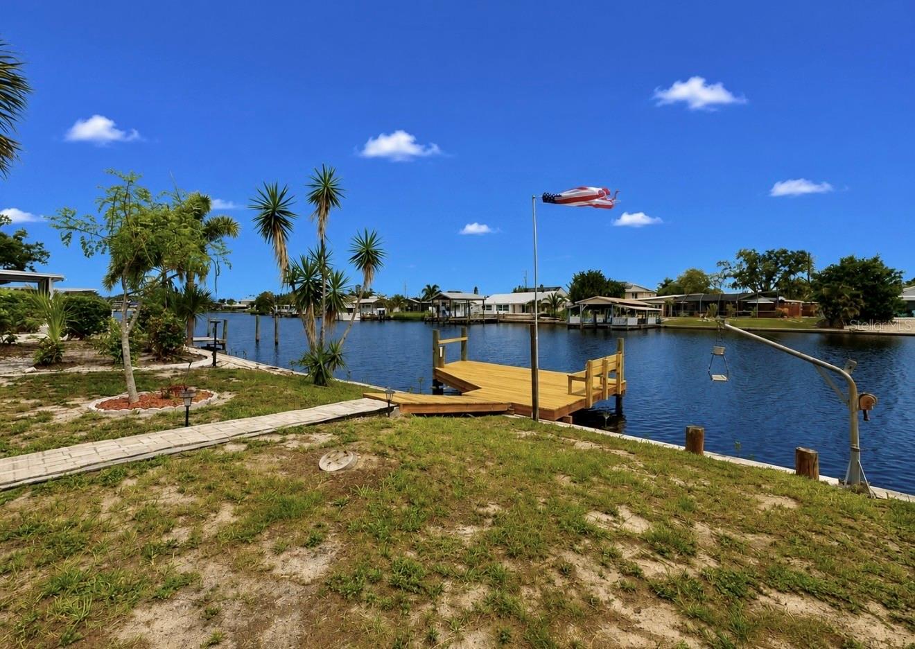 KIMS COVE - Residential