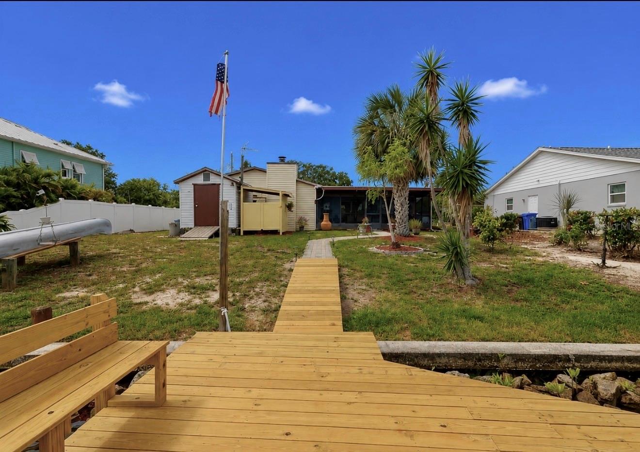 KIMS COVE - Residential
