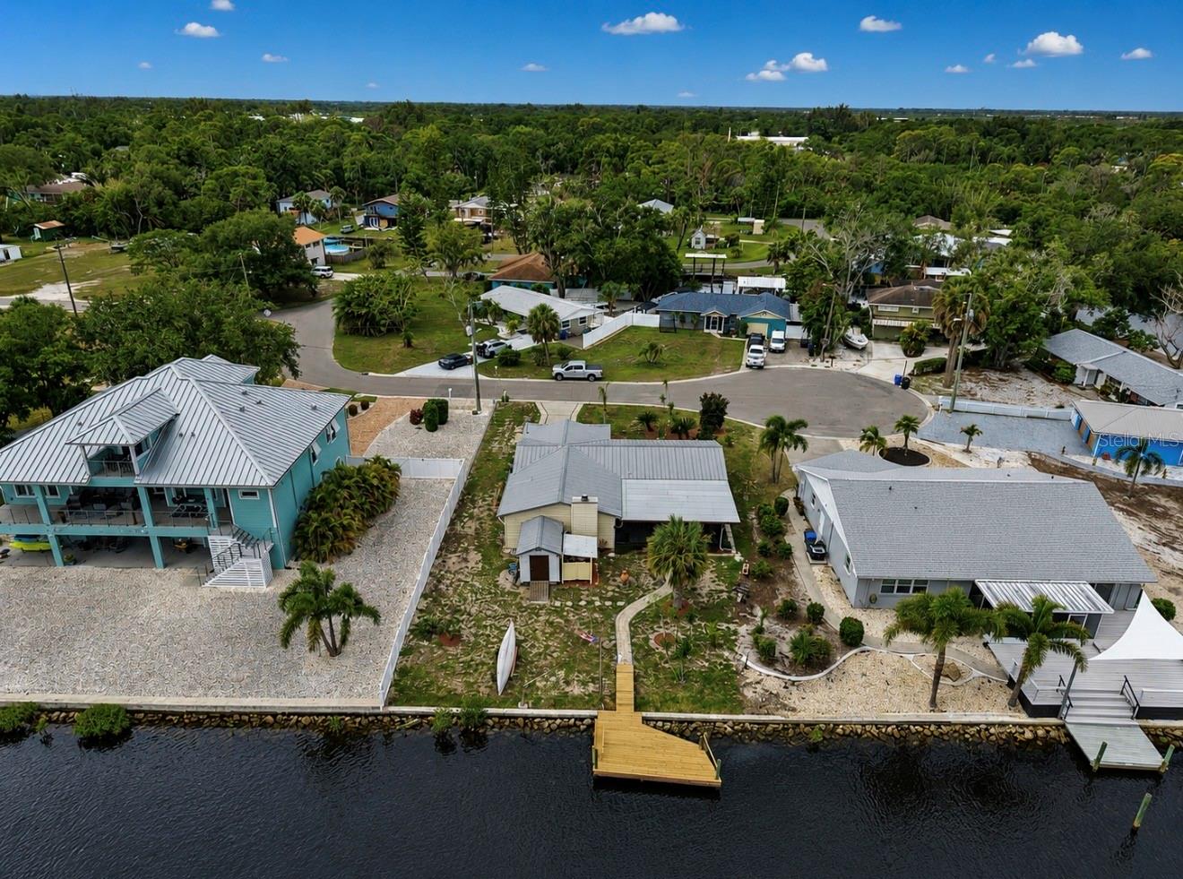 KIMS COVE - Residential