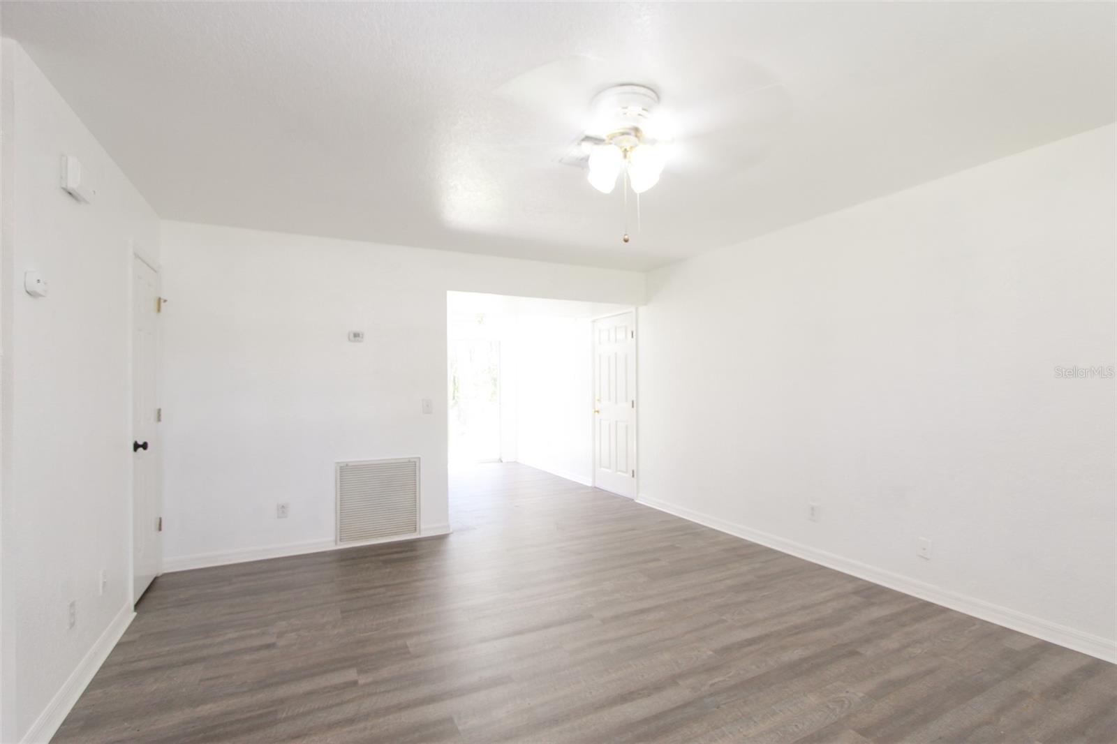 COUNTRY OAKS ESTATES - Residential