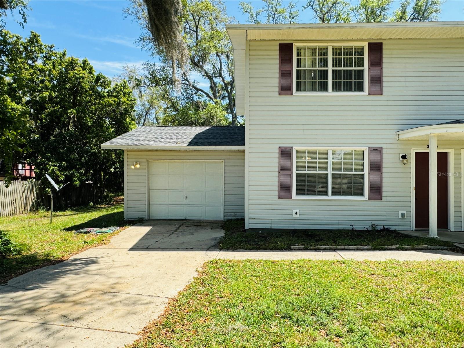 COUNTRY OAKS ESTATES - Residential