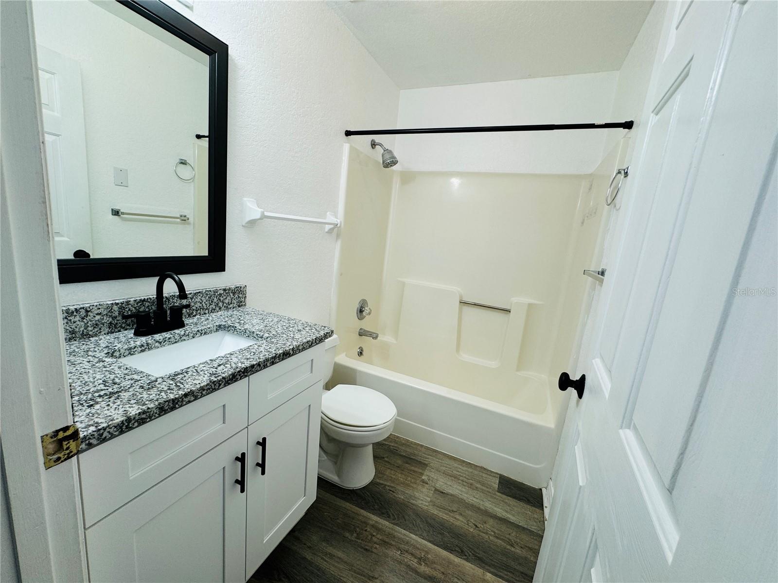 COUNTRY OAKS ESTATES - Residential