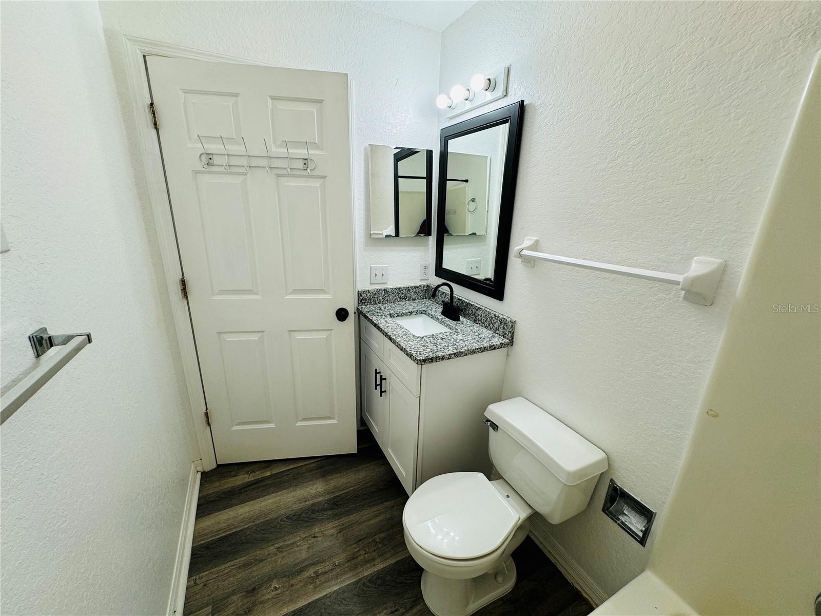 COUNTRY OAKS ESTATES - Residential