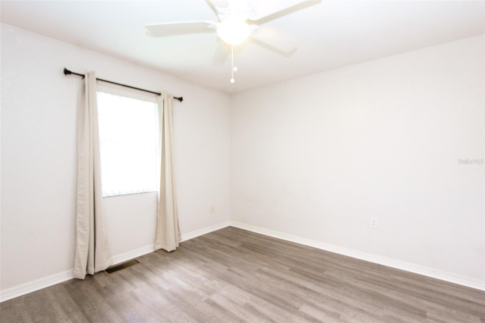COUNTRY OAKS ESTATES - Residential