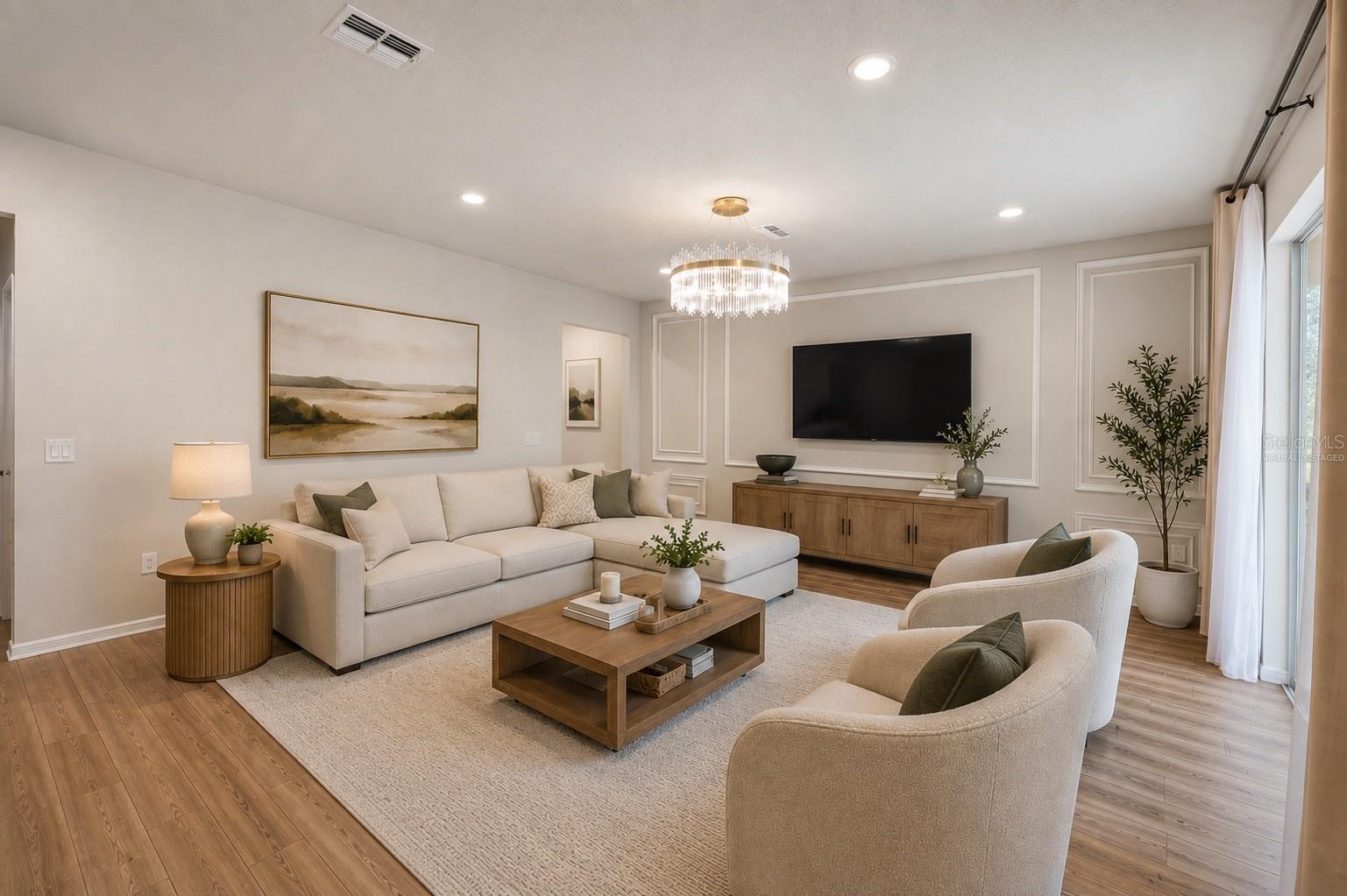 PIER POINTE - Residential