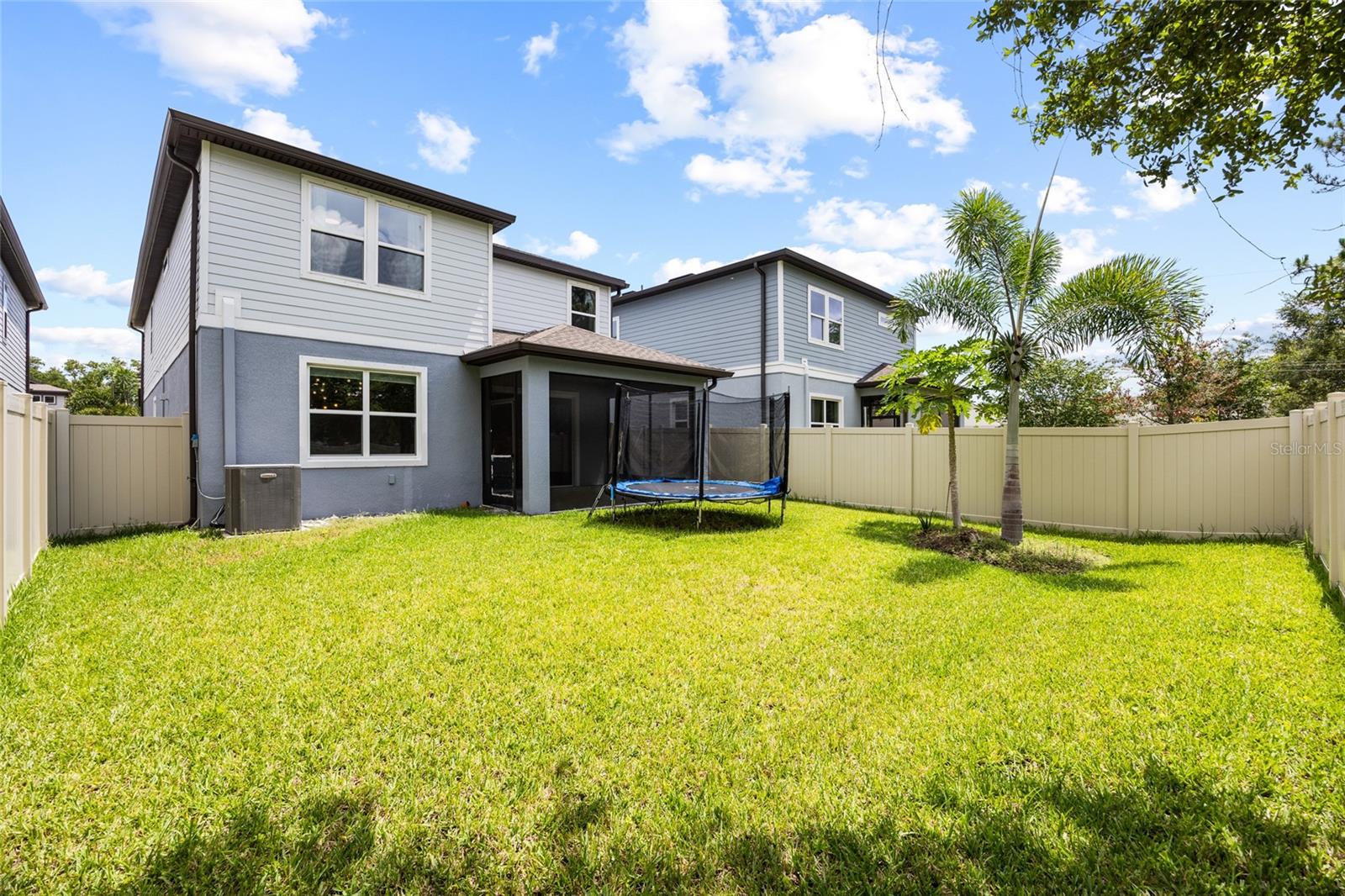 PIER POINTE - Residential
