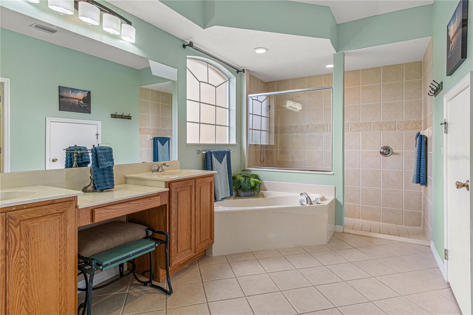 SADDLE BROOK FARMS - Residential