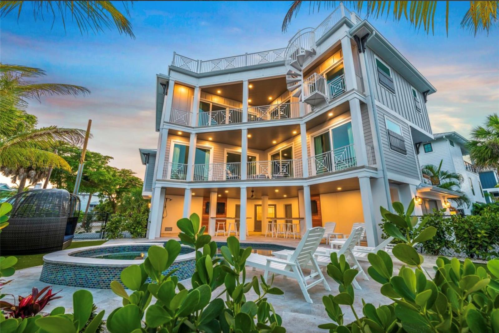 MIRA MAR BEACH - Residential
