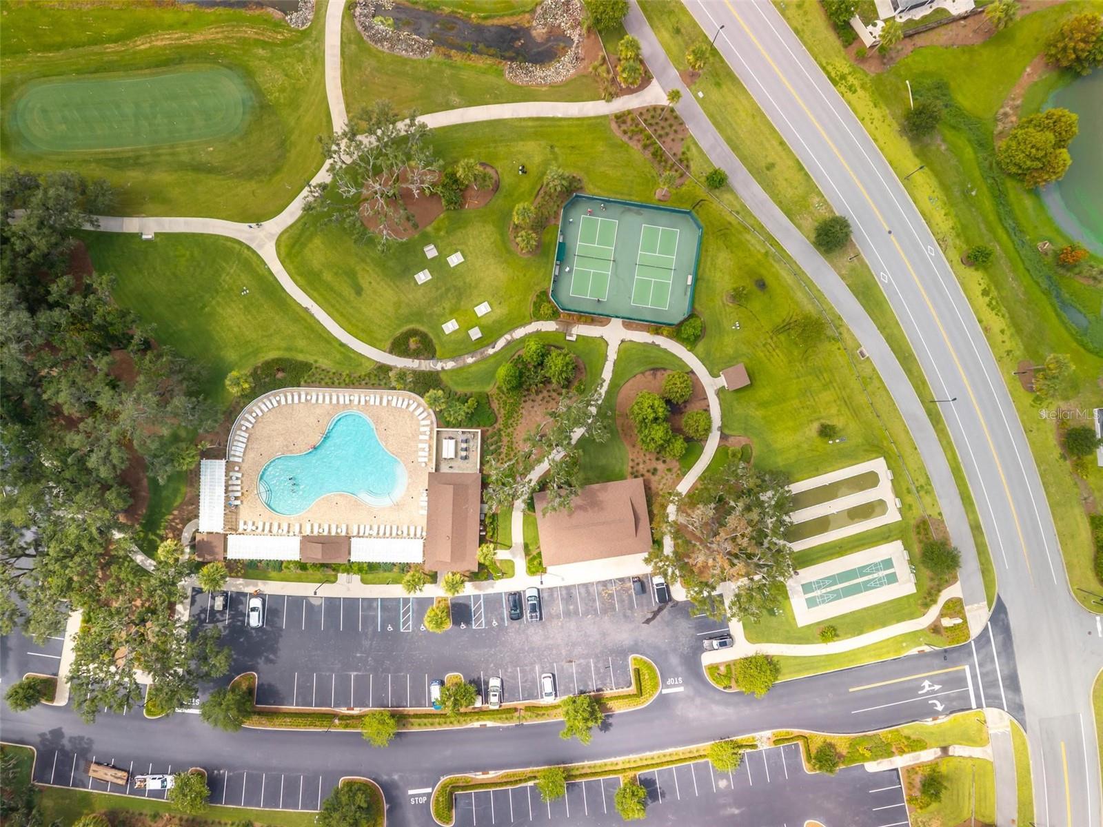 VILLAGES OF SOUTHERN OAKS - Residential