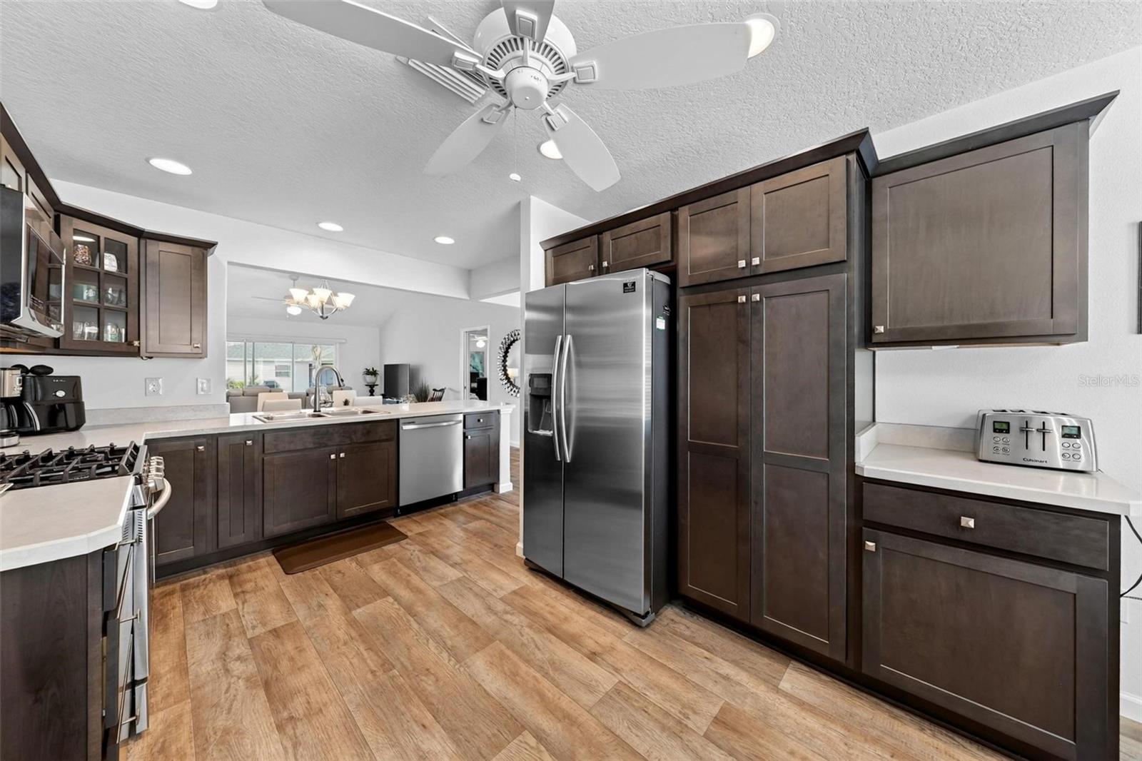 VILLAGES OF SOUTHERN OAKS - Residential