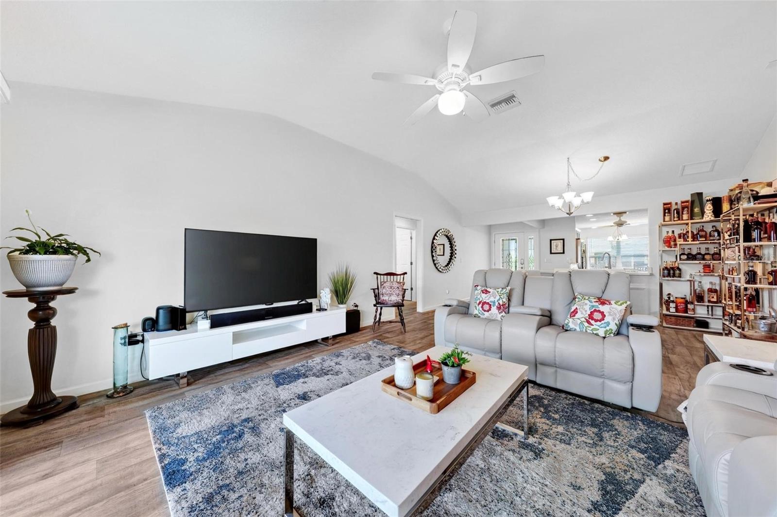 VILLAGES OF SOUTHERN OAKS - Residential