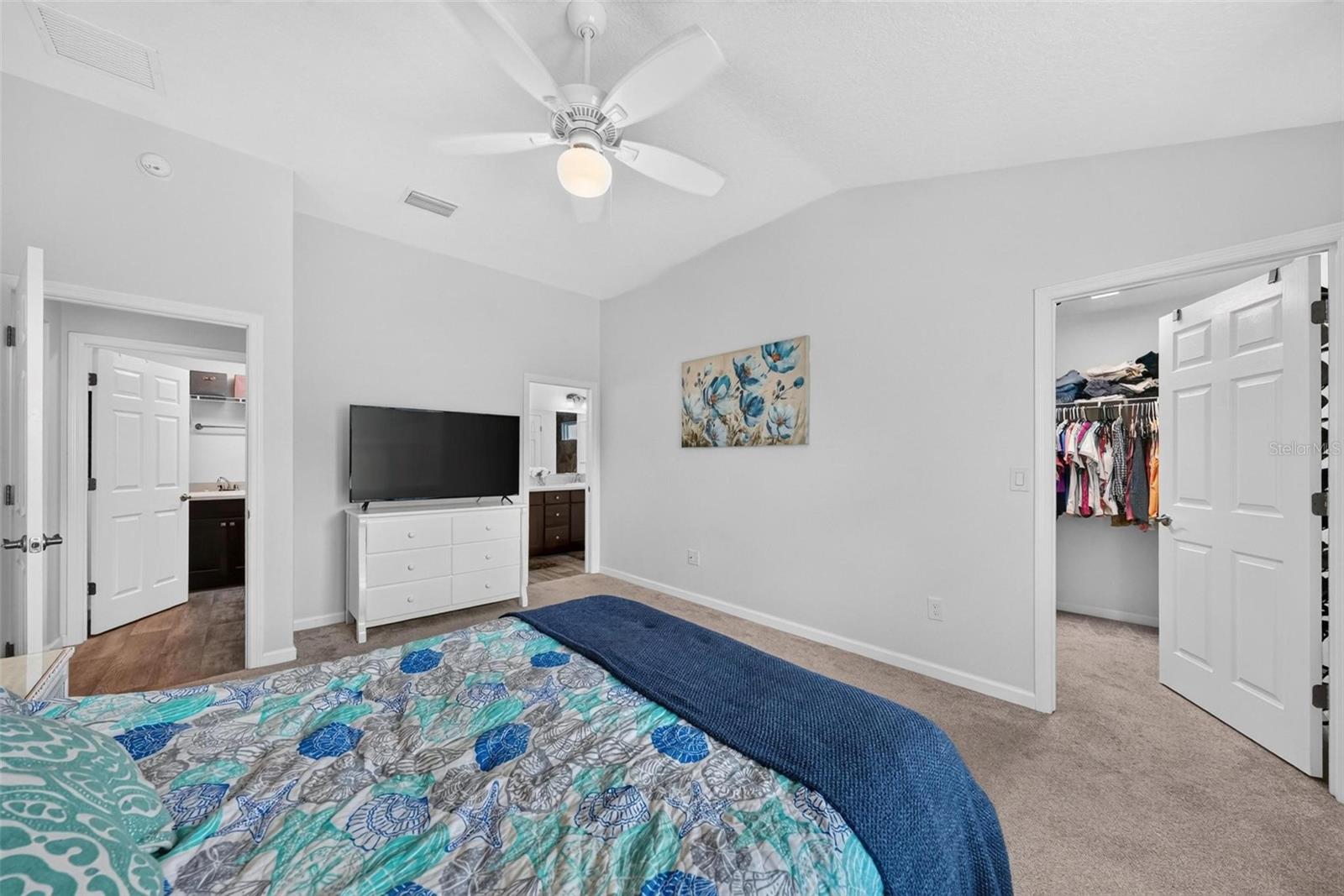 VILLAGES OF SOUTHERN OAKS - Residential