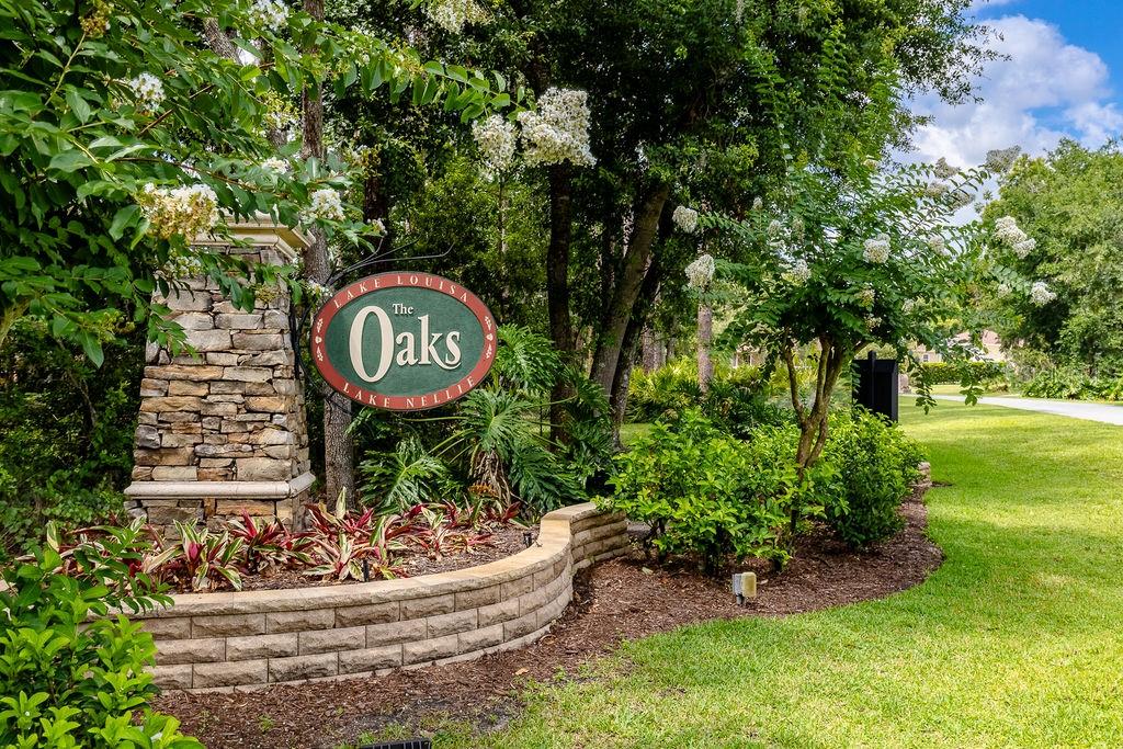 LAKE NELLIE OAKS SUB - Residential Lease