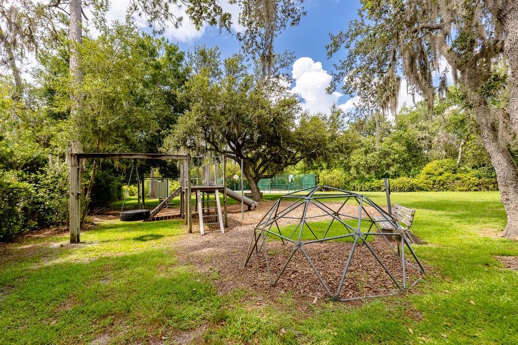 LAKE NELLIE OAKS SUB - Residential Lease