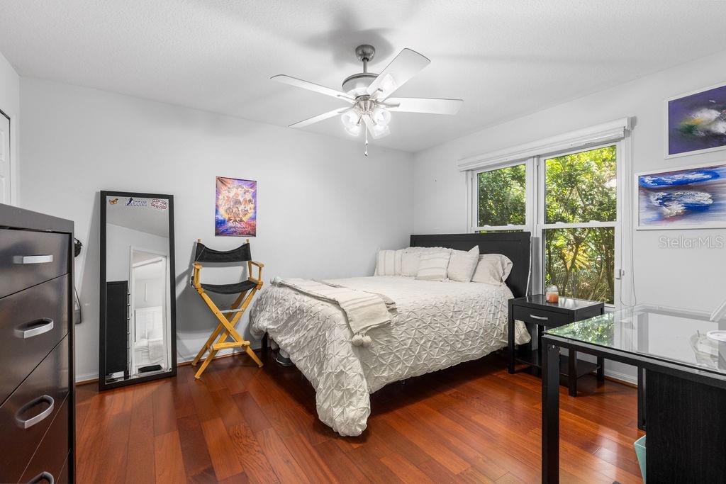 LAKE NELLIE OAKS SUB - Residential Lease