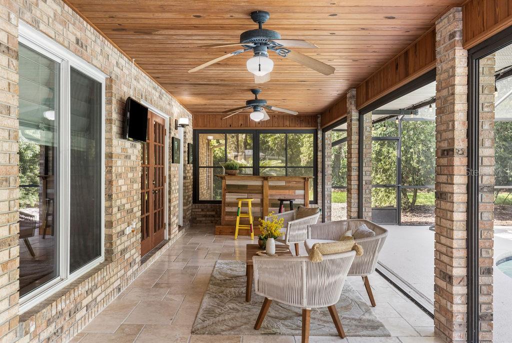 LAKE NELLIE OAKS SUB - Residential Lease