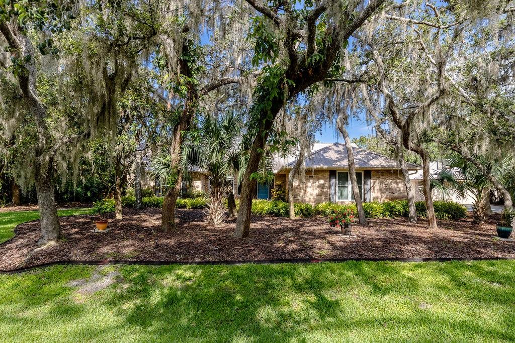 LAKE NELLIE OAKS SUB - Residential Lease