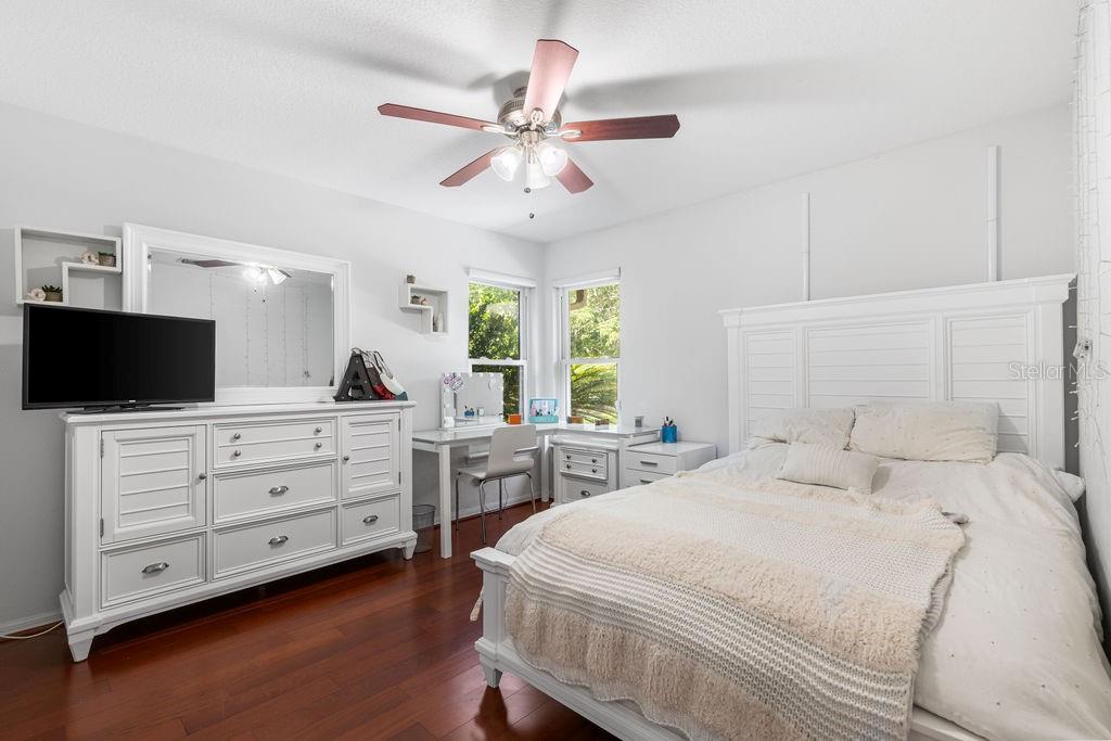 LAKE NELLIE OAKS SUB - Residential Lease