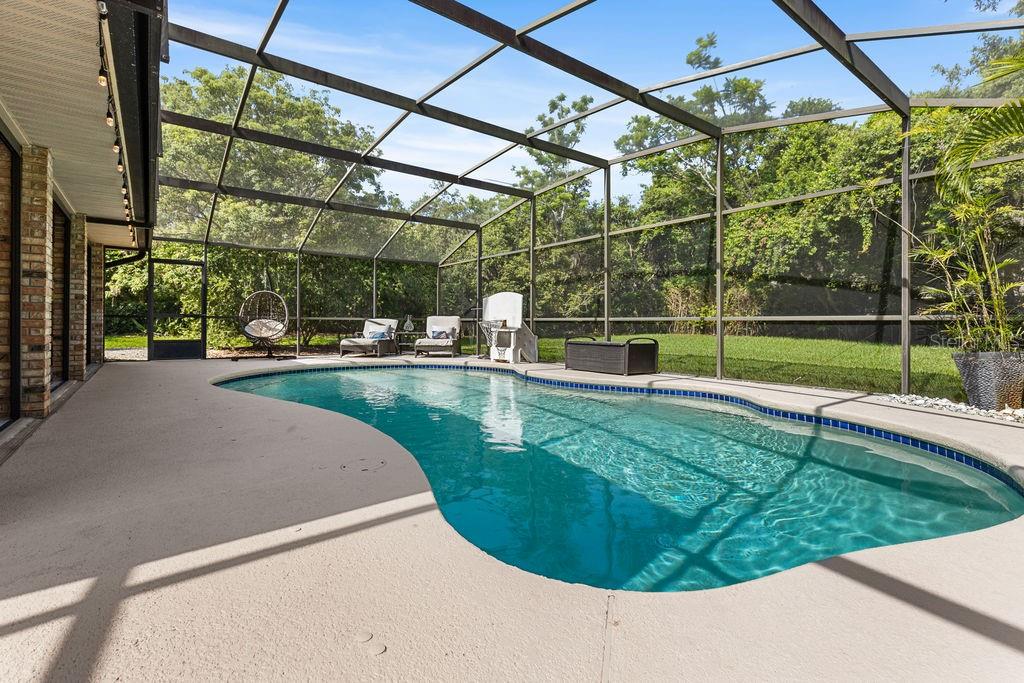 LAKE NELLIE OAKS SUB - Residential Lease