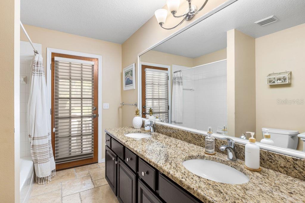 LAKE NELLIE OAKS SUB - Residential Lease