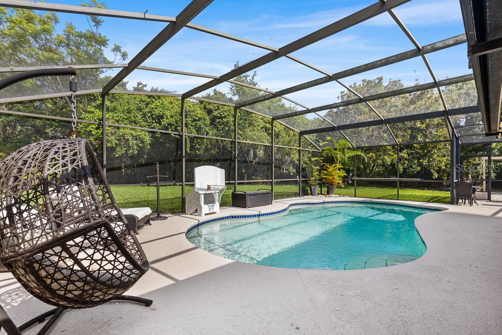 LAKE NELLIE OAKS SUB - Residential Lease