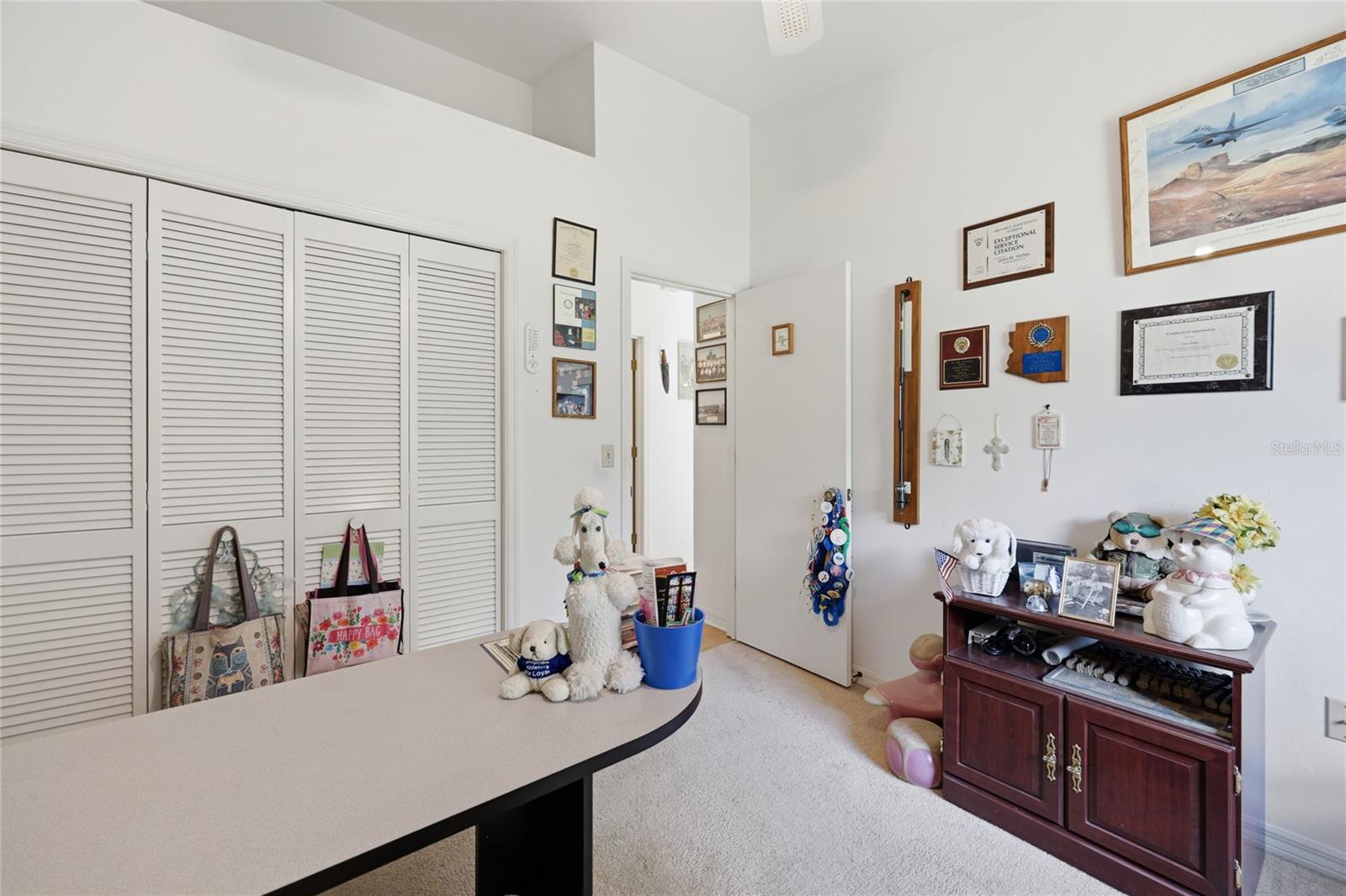 MILE RUN PH III UNIT G-1 - Residential