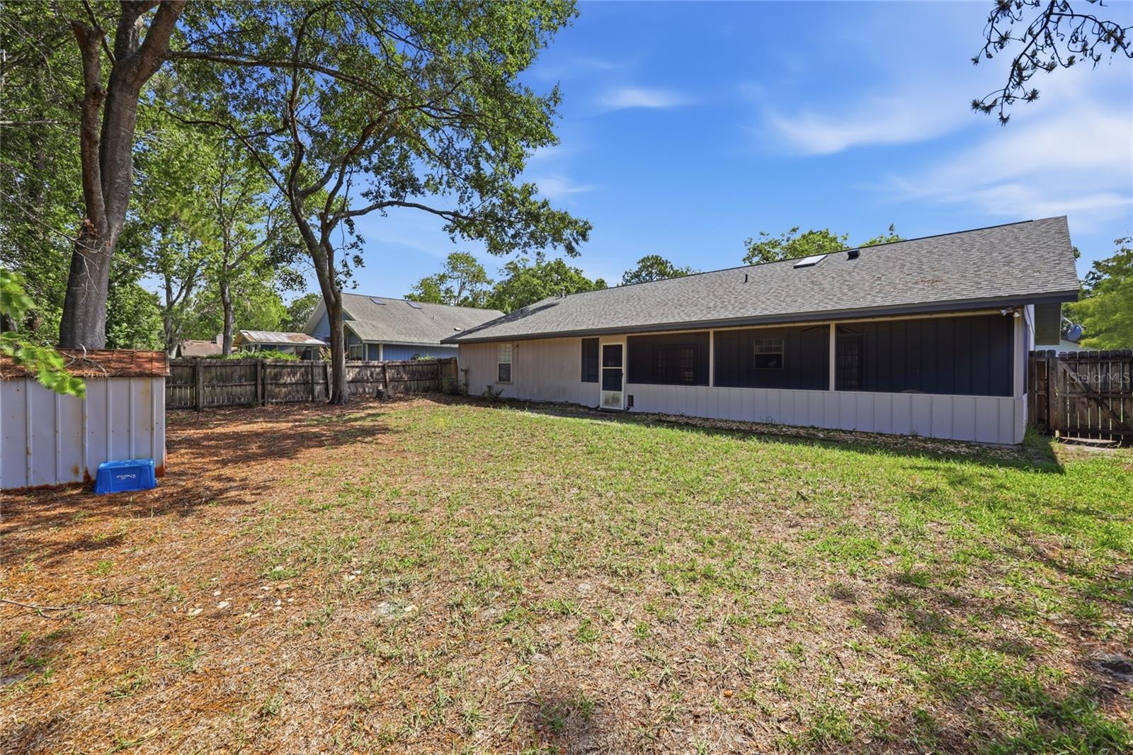 MILE RUN PH III UNIT G-1 - Residential