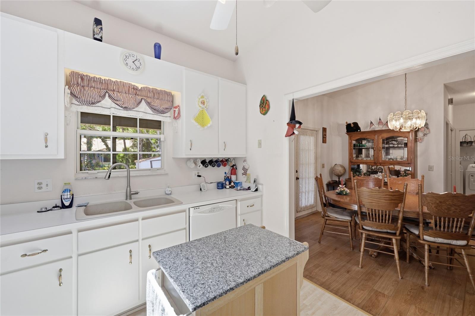 MILE RUN PH III UNIT G-1 - Residential