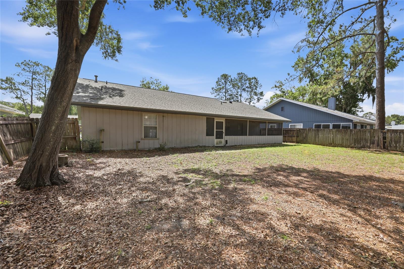 MILE RUN PH III UNIT G-1 - Residential