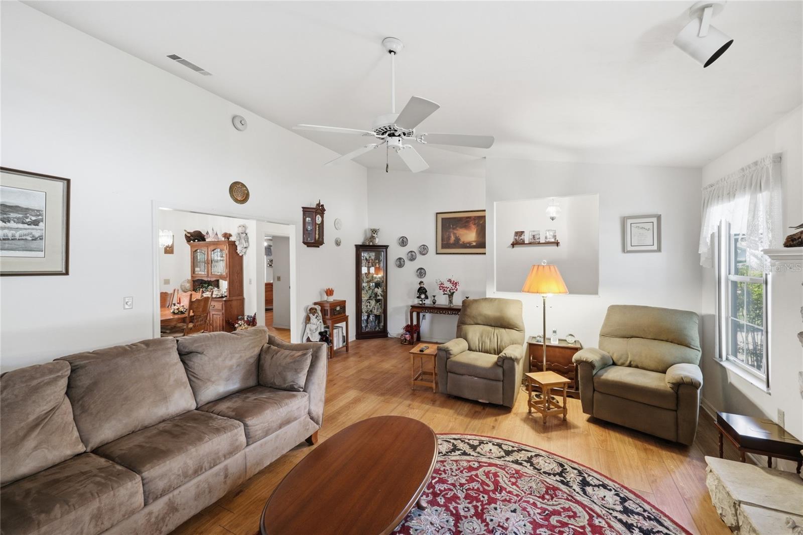 MILE RUN PH III UNIT G-1 - Residential