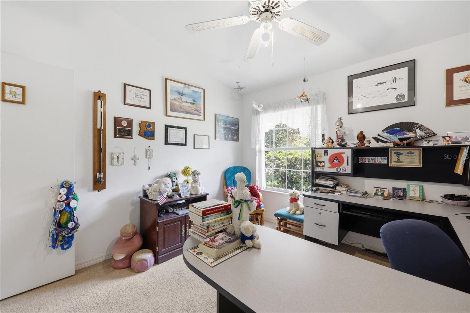 MILE RUN PH III UNIT G-1 - Residential