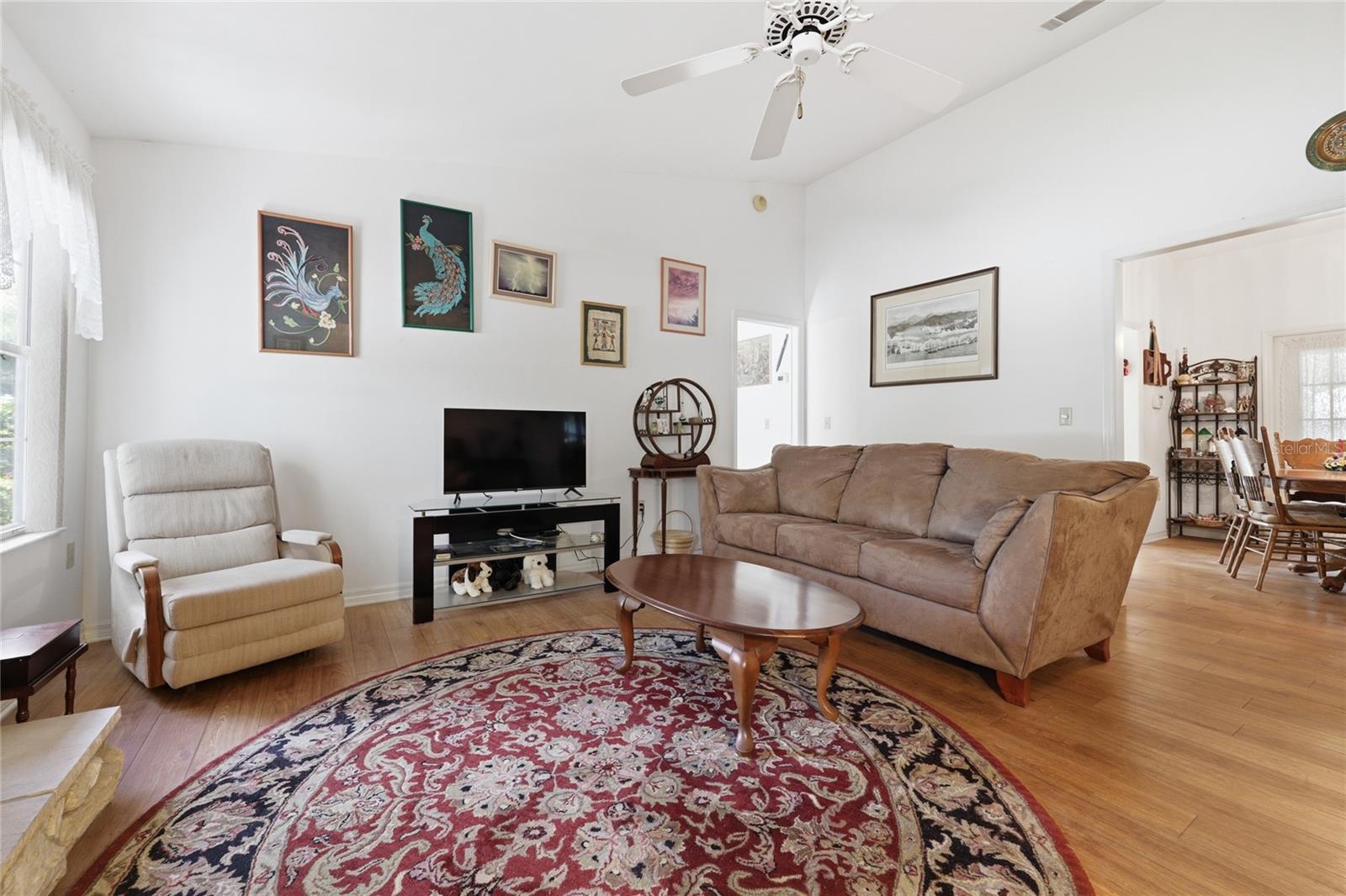 MILE RUN PH III UNIT G-1 - Residential