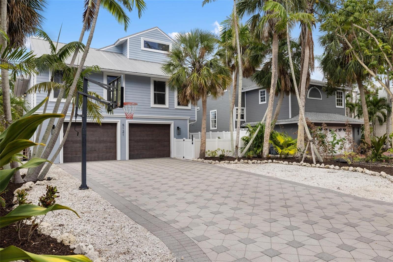 SIESTA BEACH - Residential