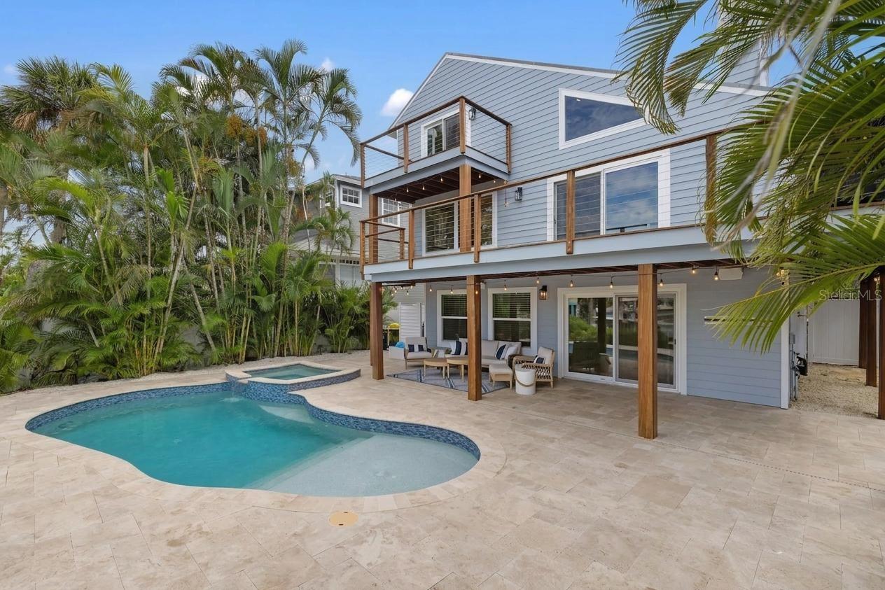 SIESTA BEACH - Residential